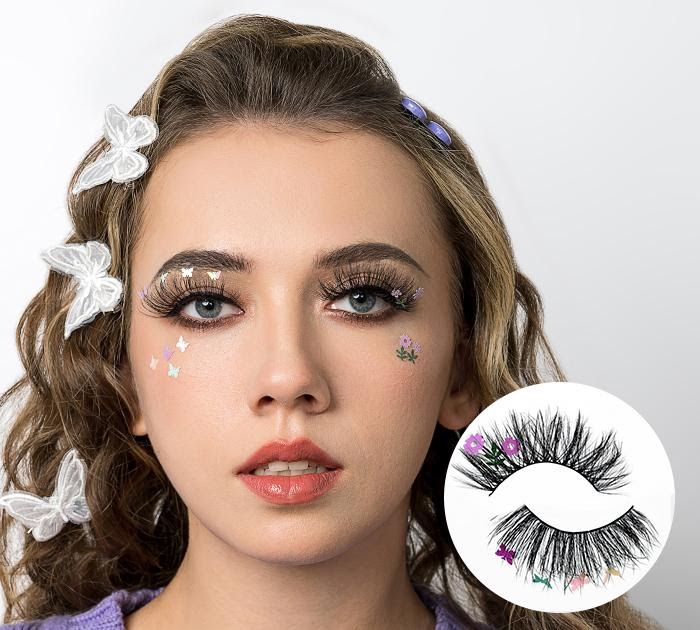 How to Apply False Lashes